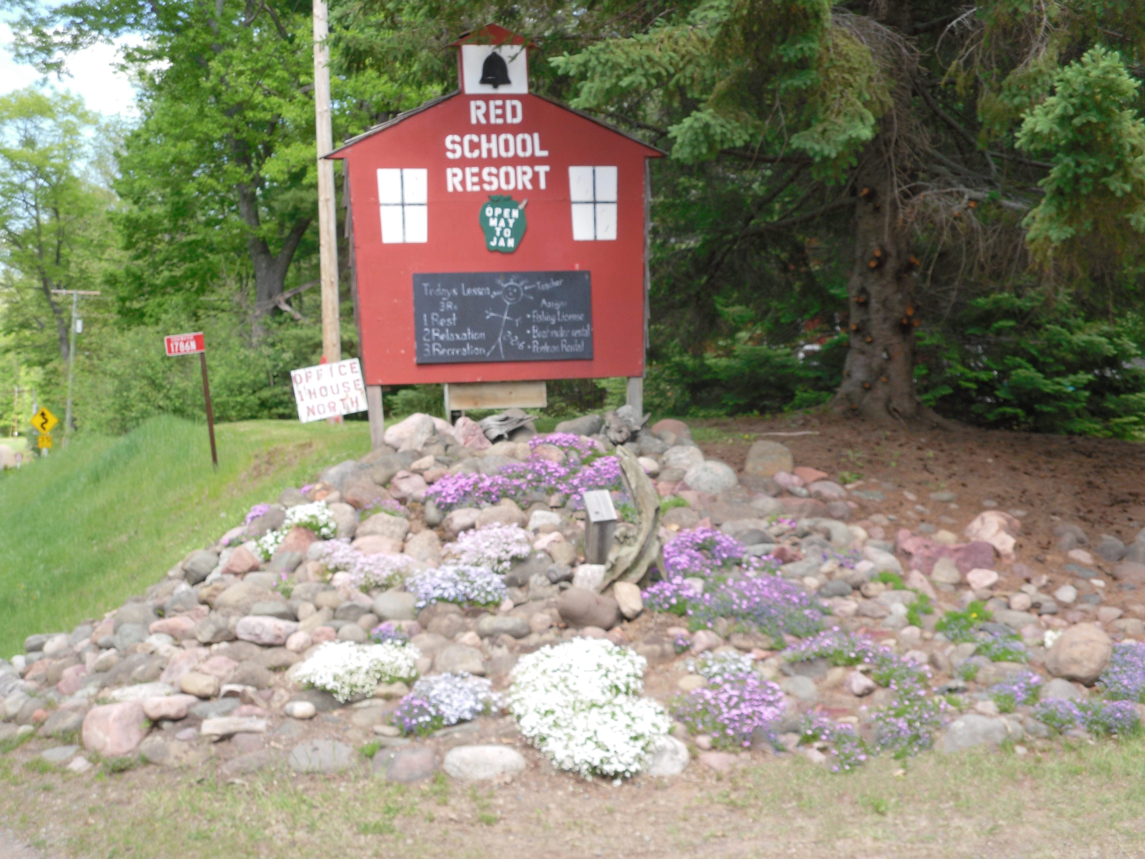 2010hatchery and school sign 011 Red School Resort School sign.