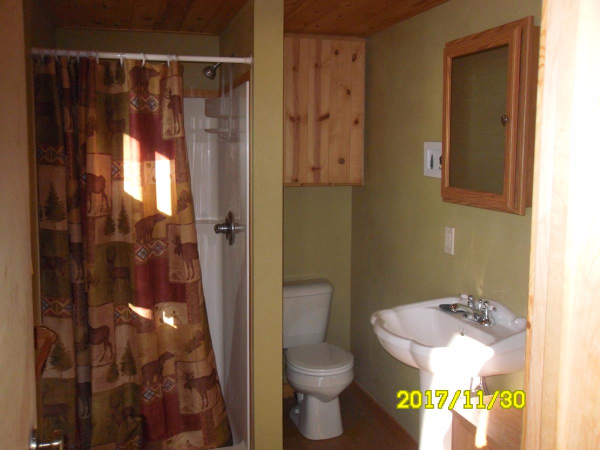 View of cabin 3 bathroom